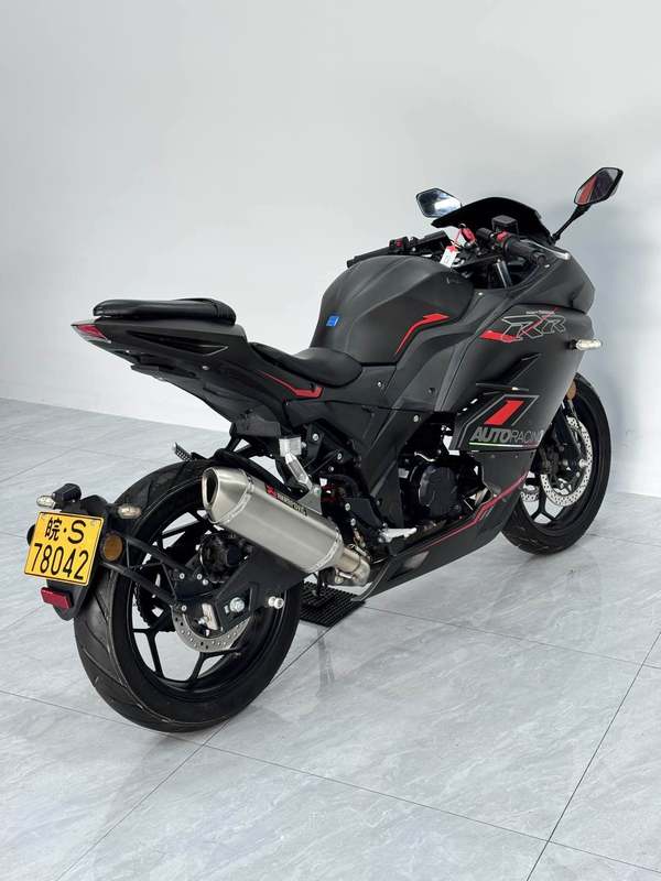 二手喜力蛟龙200