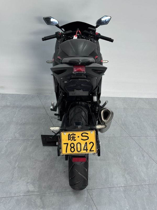 二手喜力蛟龙200