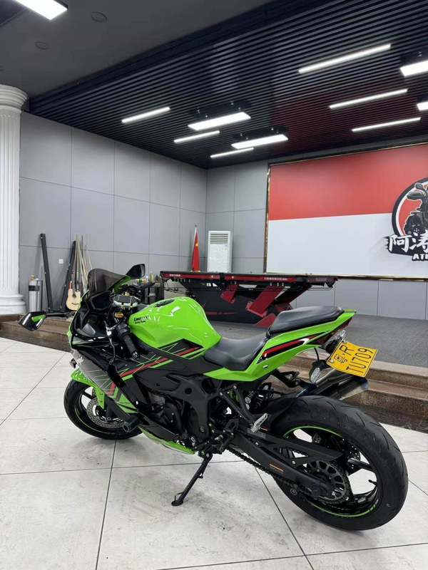 二手川崎ZX-4R