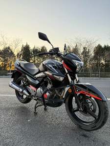 二手豪爵铃木骊驰 GW250