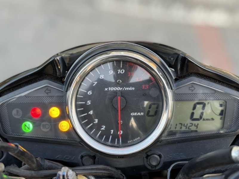 二手豪爵铃木骊驰 GW250