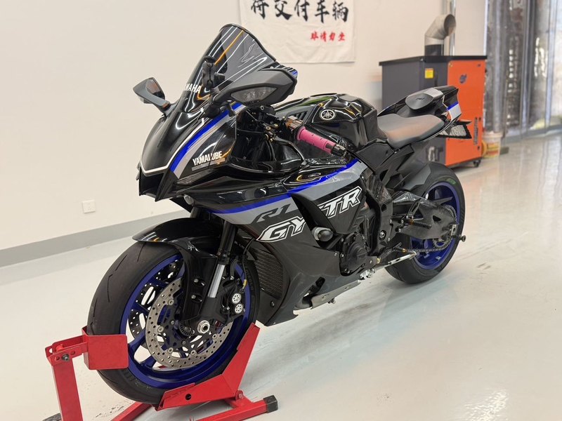 二手雅马哈YZF-R1