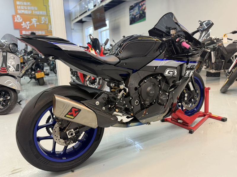 二手雅马哈YZF-R1