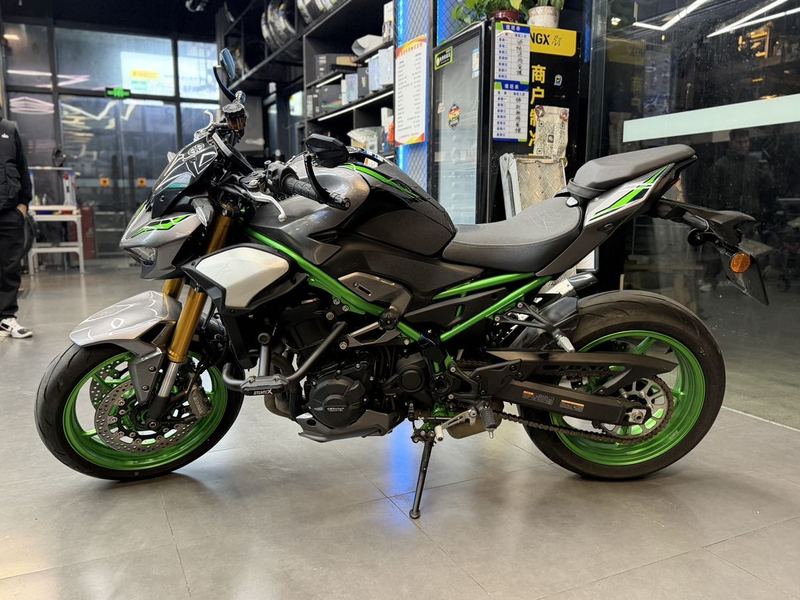 二手川崎Z900