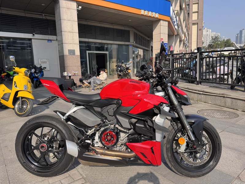 二手杜卡迪Street Fighter V2