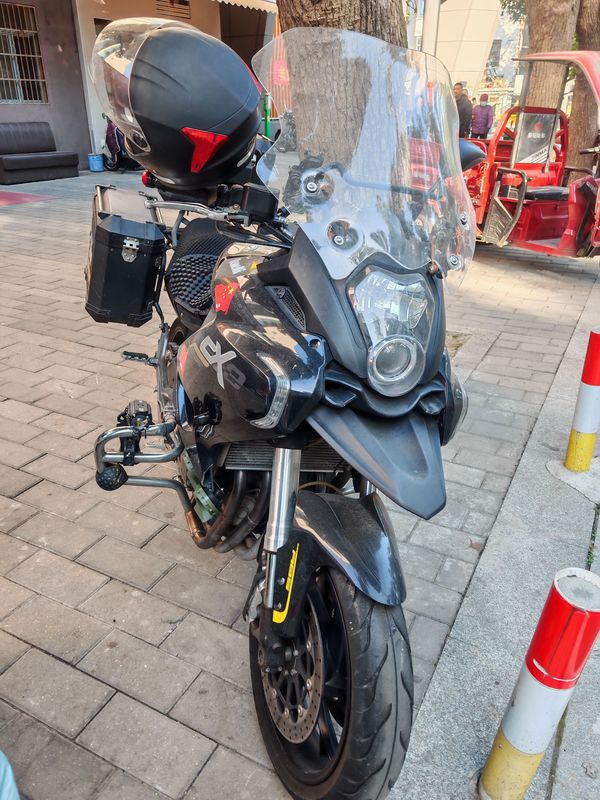 二手贝纳利600GC