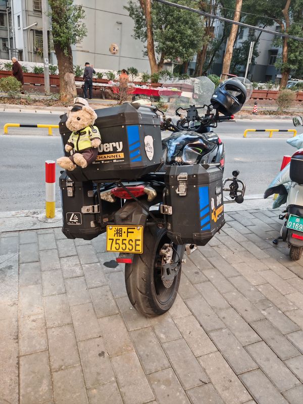 二手贝纳利600GC