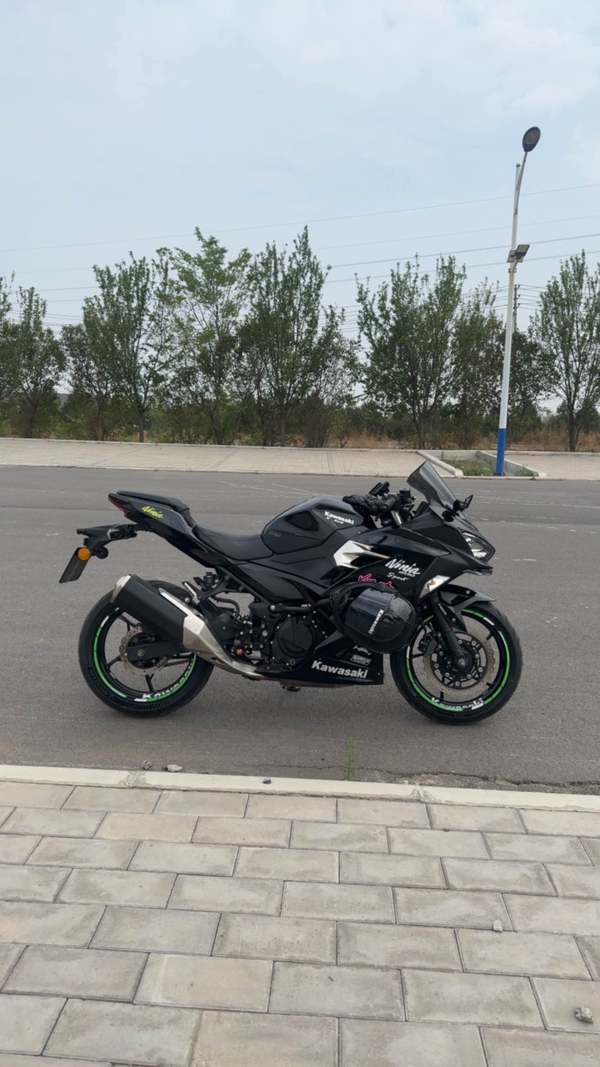 二手川崎Ninja 400