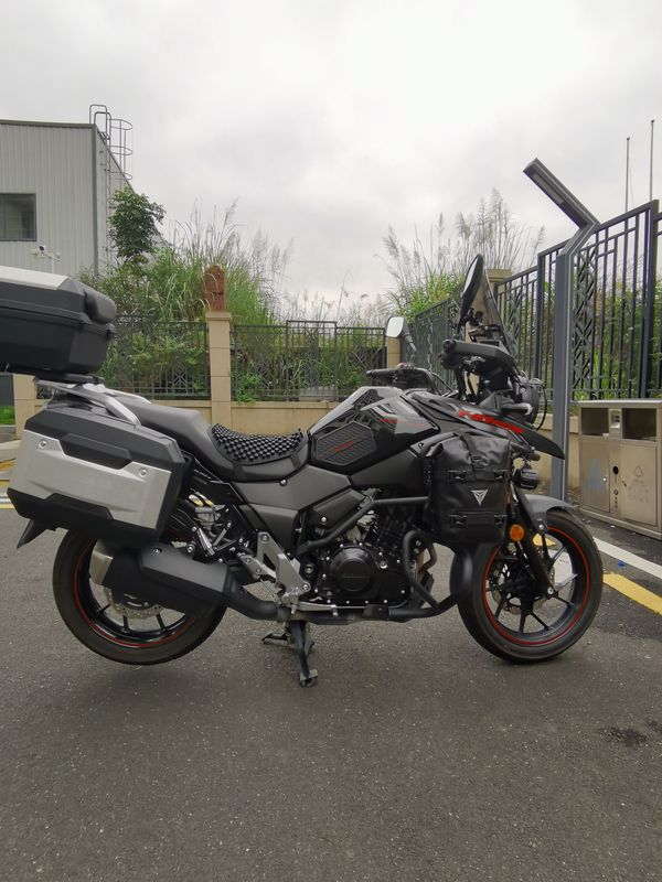 二手豪爵铃木DL250