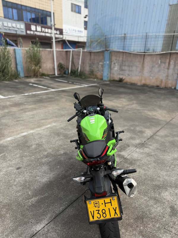 二手川崎Ninja 400