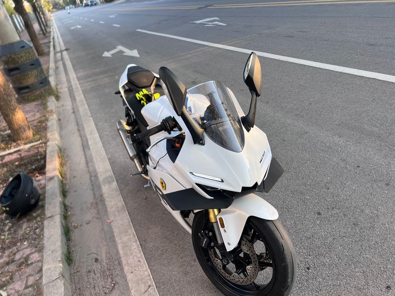 二手张雪机车500RR