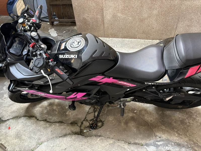 二手豪爵铃木GSX250R