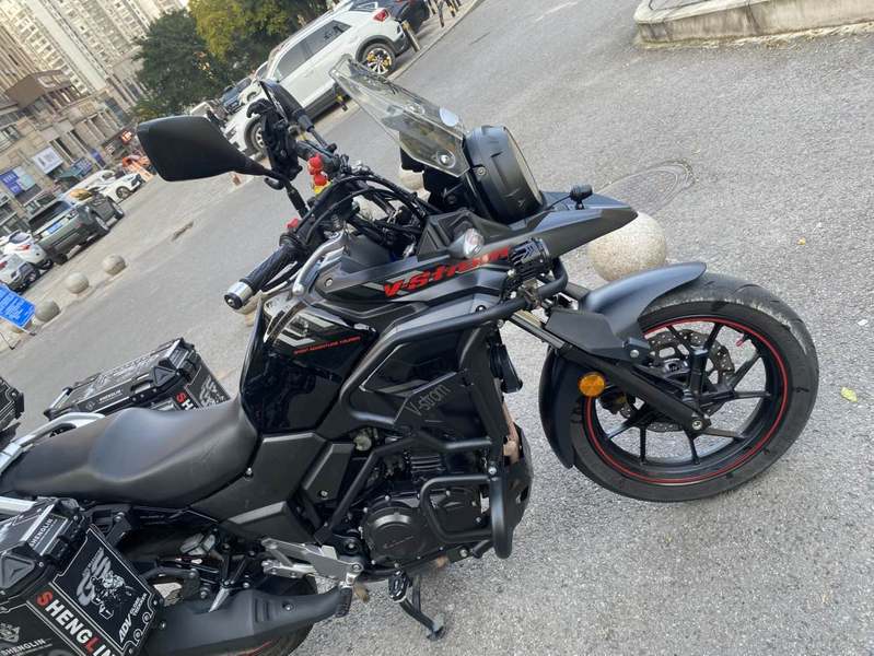 二手豪爵铃木DL250