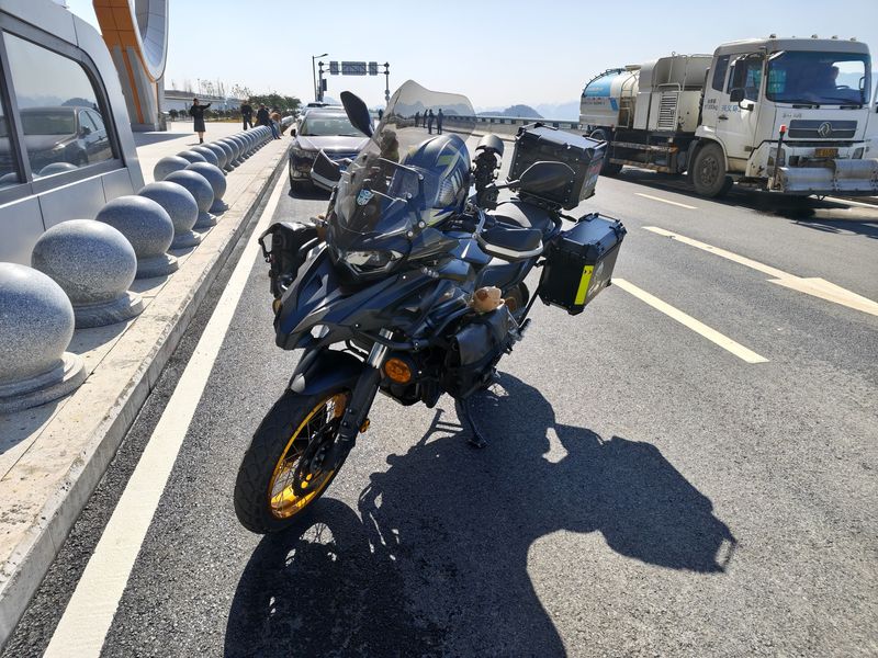 二手贝纳利TRK552