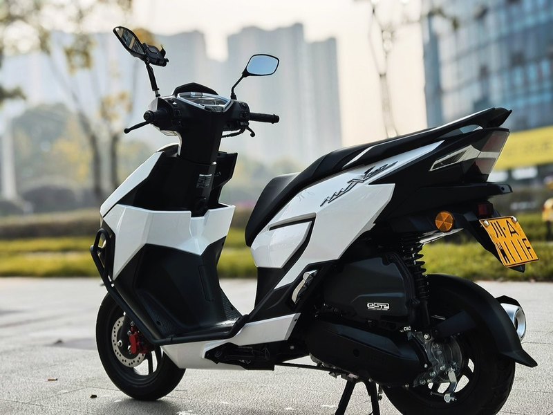 二手五羊本田NWX125