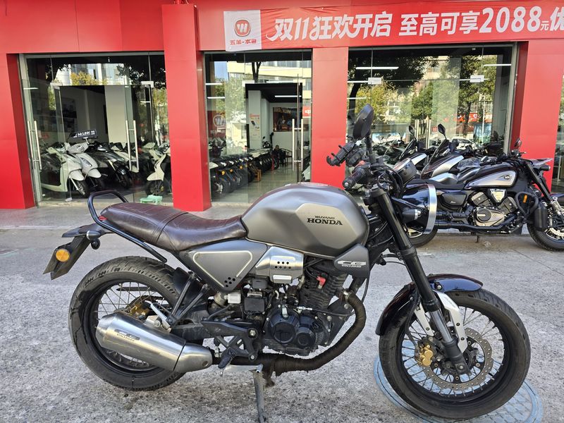 二手五羊本田鸷道 CB190SS