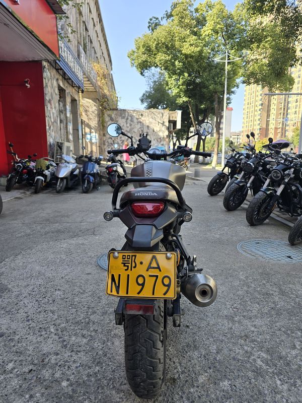 二手五羊本田鸷道 CB190SS