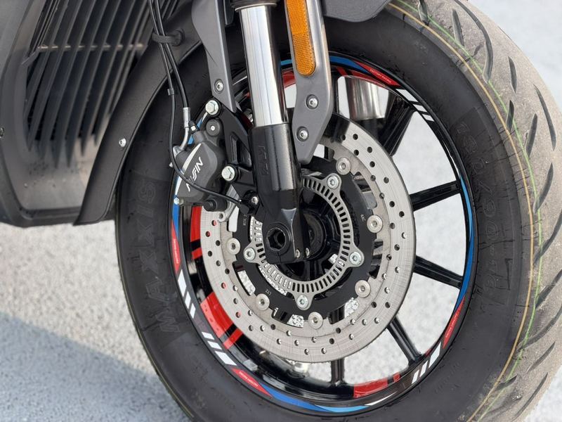 二手维多利亚Simplee V70