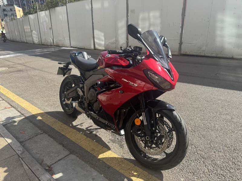 二手凯旋Daytona 660