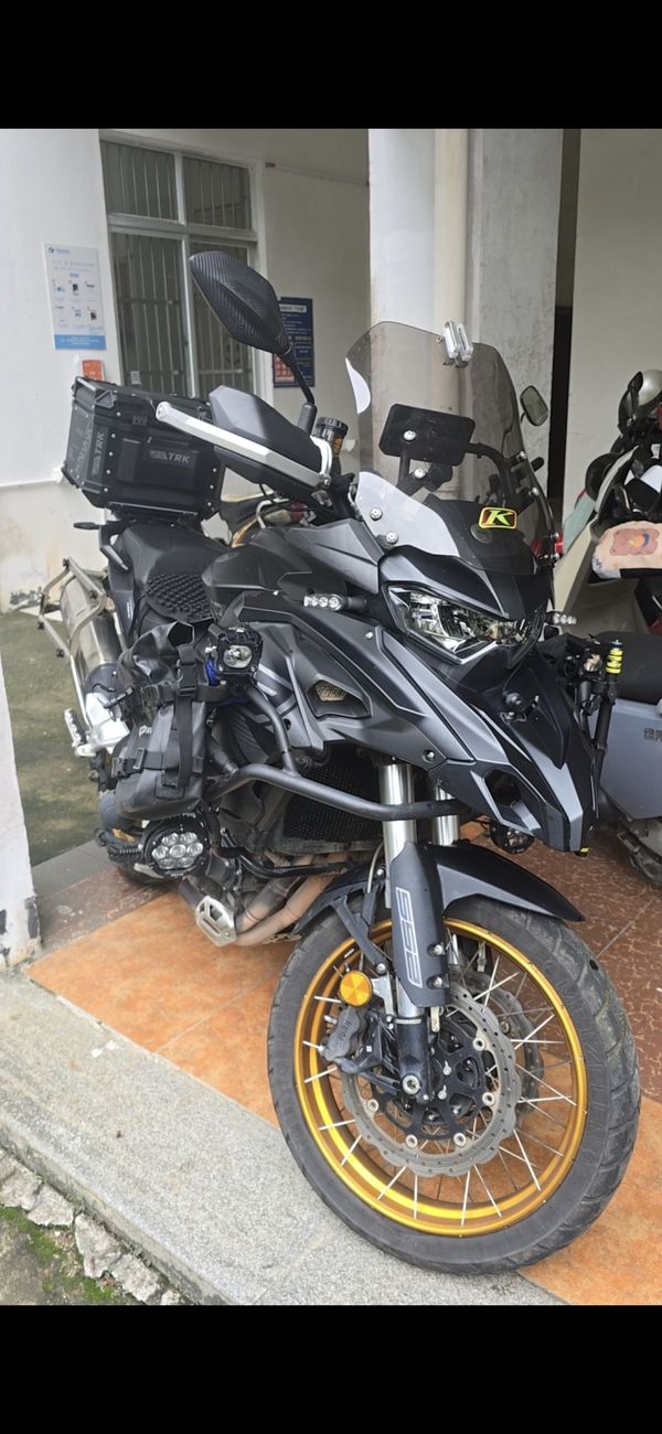 二手贝纳利TRK552