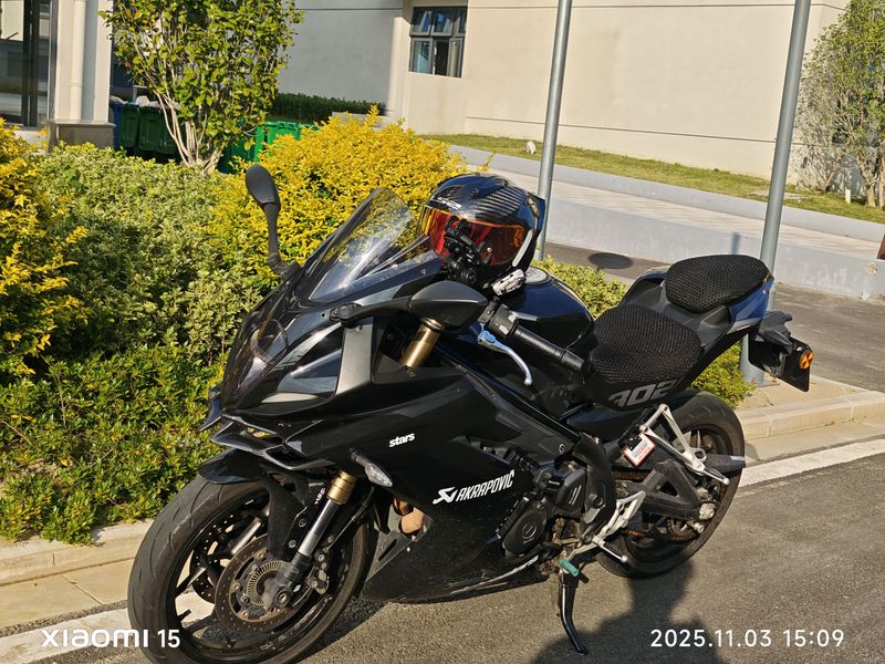 二手贝纳利龙卷风 Tornado 302R