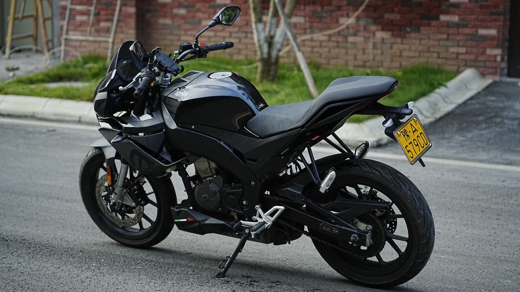 二手宗申阿普利亚GPR250S