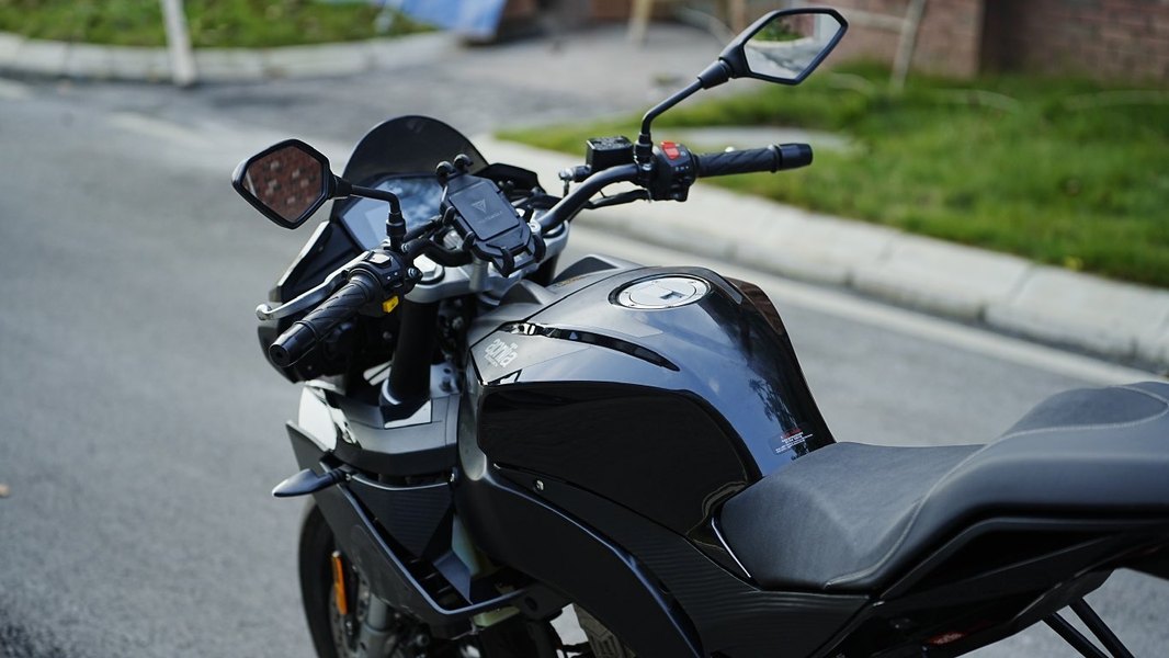 二手宗申阿普利亚GPR250S