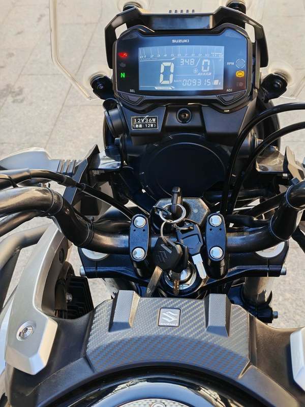 二手豪爵铃木DL250