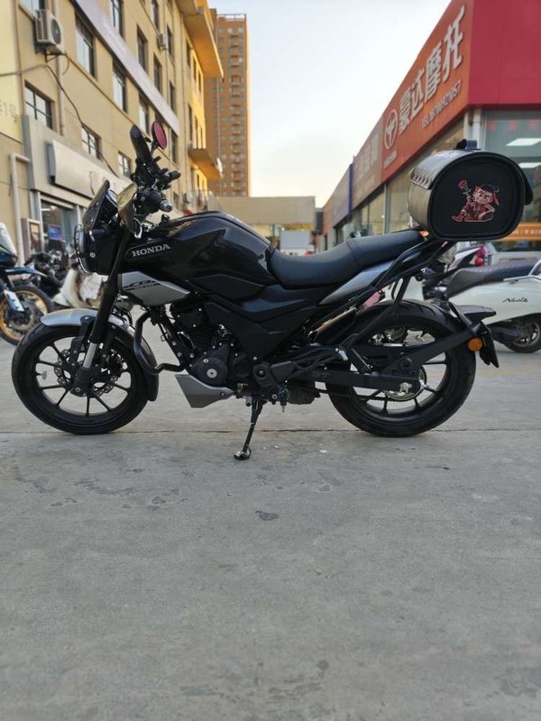 二手新大洲本田CB190TR