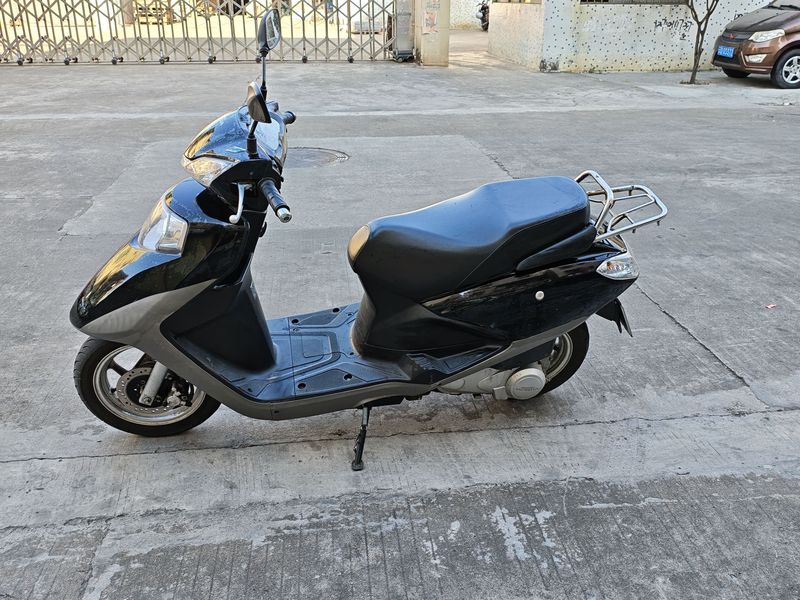 二手五羊本田SCR 喜蕴100