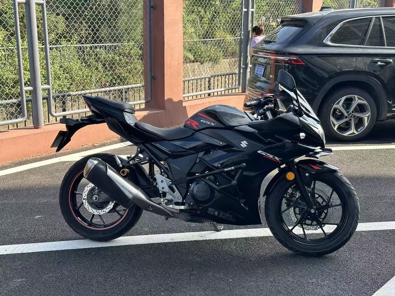 二手豪爵铃木GSX250R