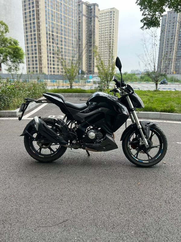 二手贝纳利小迅龙 BN150S