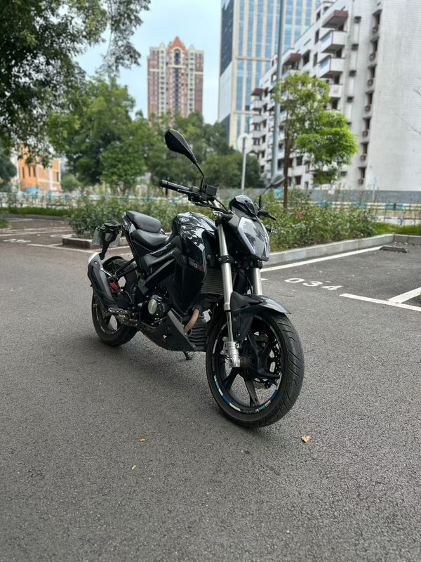 二手贝纳利小迅龙 BN150S