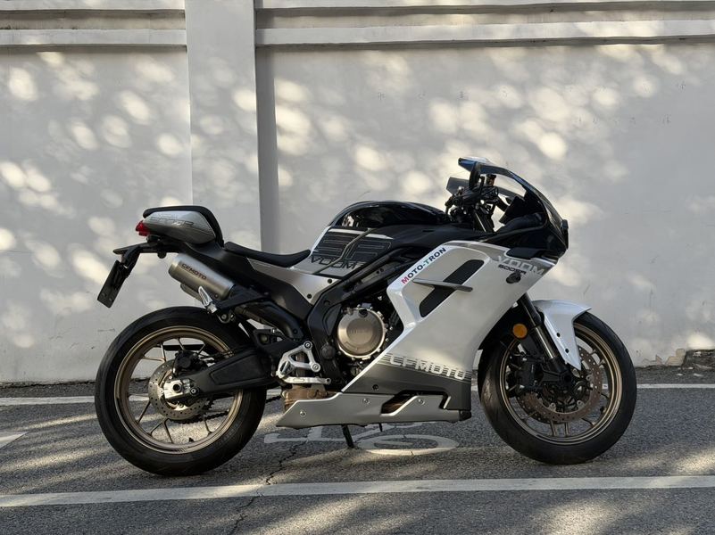 二手春风500SR VOOM