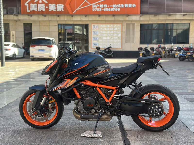 二手KTMR2R1290 Super Duke