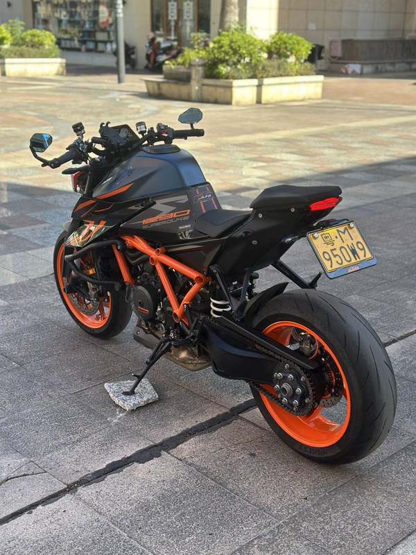 二手KTMR2R1290 Super Duke