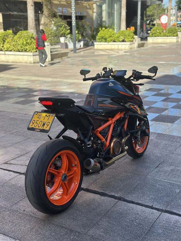 二手KTMR2R1290 Super Duke