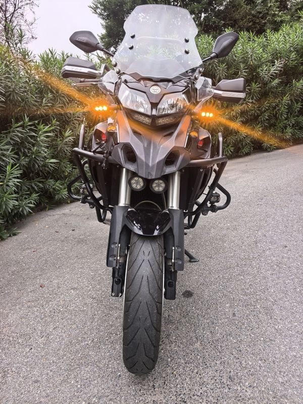 二手贝纳利金鹏 TRK502