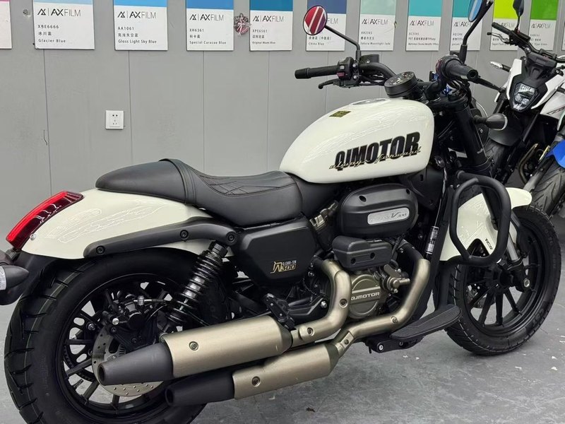 二手QJMOTOR闪300