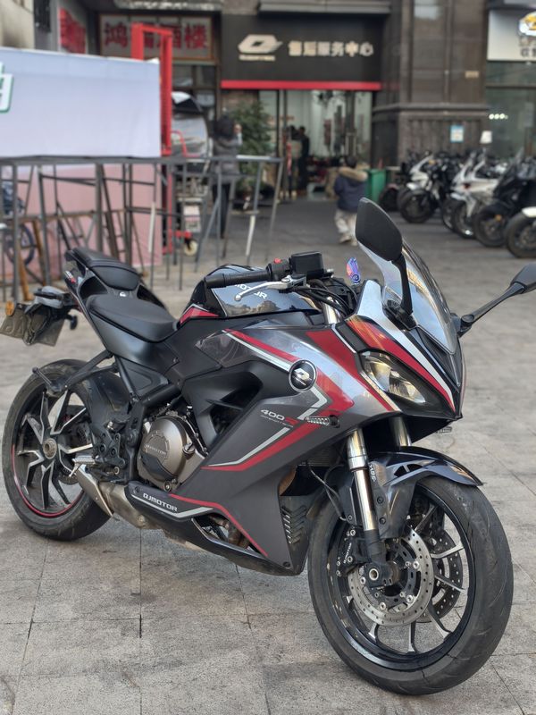 二手QJMOTOR赛400