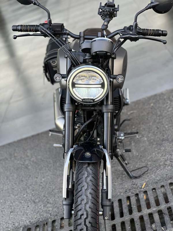 二手五羊本田鸷道 CB190SS