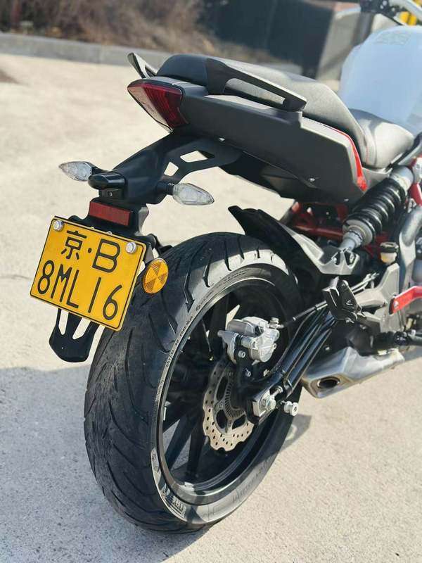 二手贝纳利蓝宝龙 BN302S