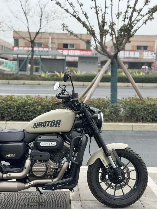 二手QJMOTOR闪300