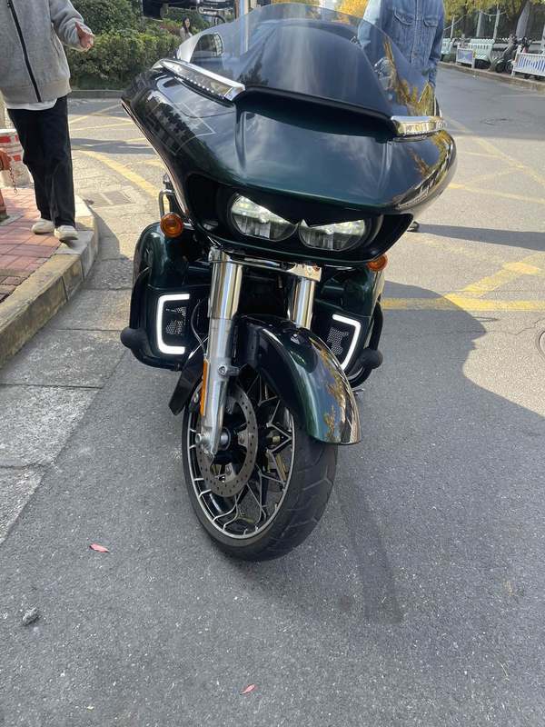 二手哈雷戴维森公路滑翔 Road Glide