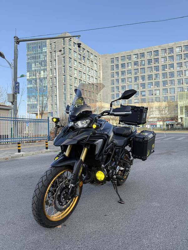 二手贝纳利TRK702