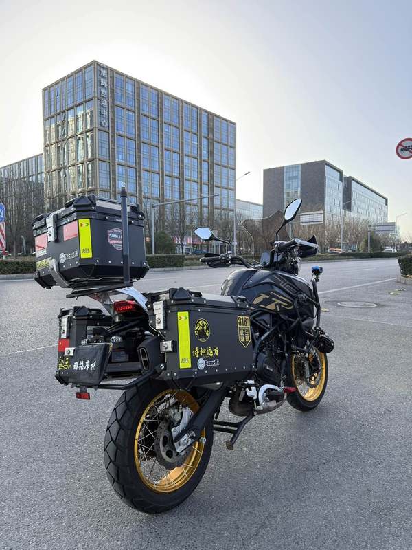 二手贝纳利TRK702