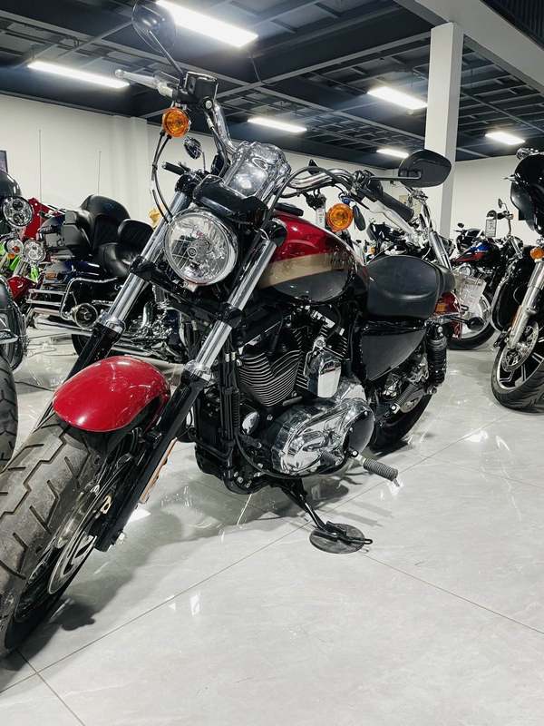 二手哈雷戴维森1200 Custom