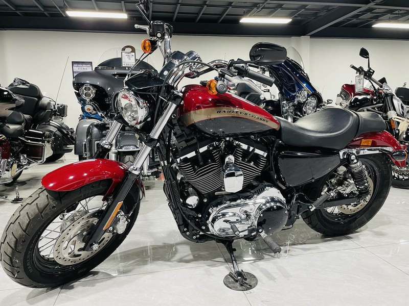 二手哈雷戴维森1200 Custom