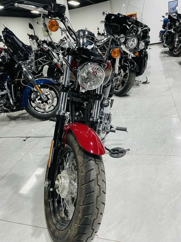 二手哈雷戴维森1200 Custom