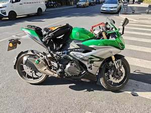 二手贝纳利龙卷风 Tornado 402R